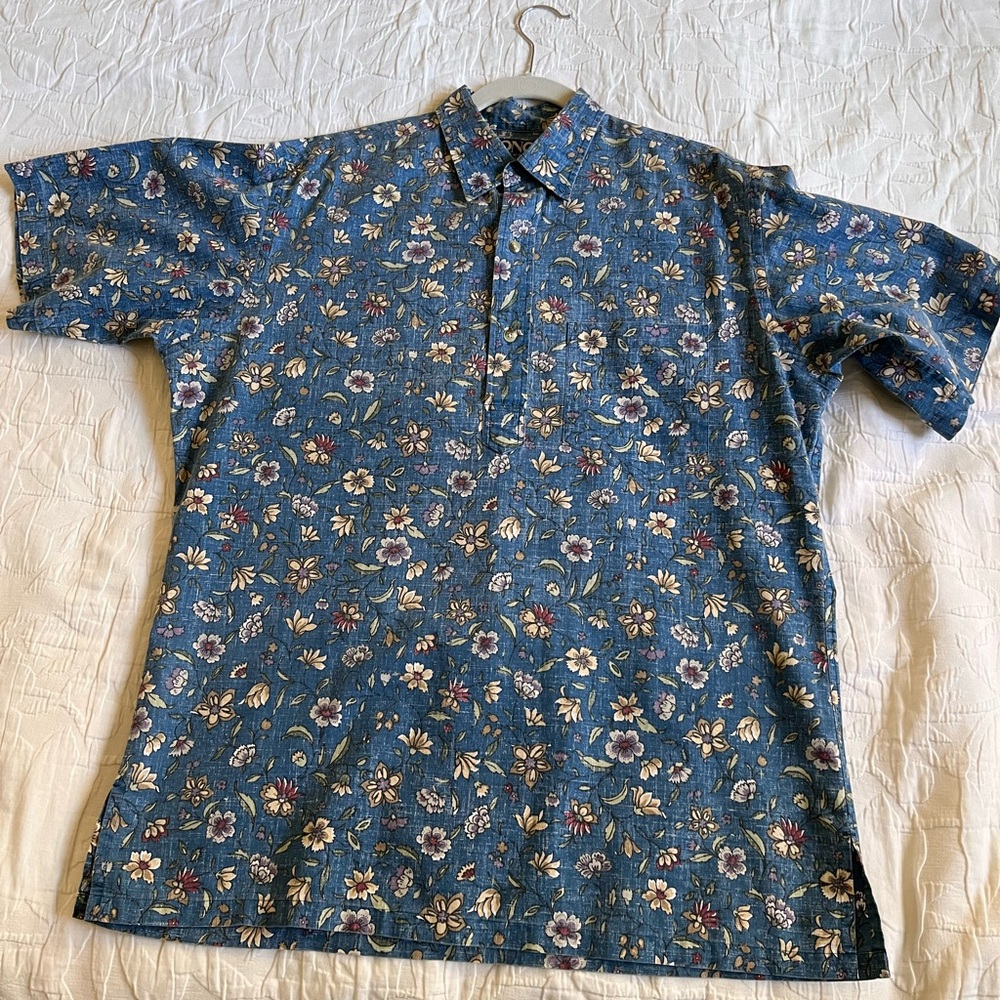 Ono Hawaiian shirt. I got it as a gift but never worn.